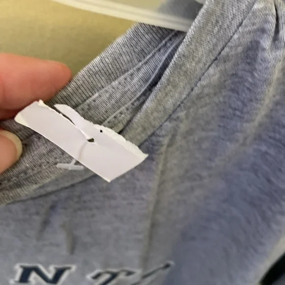 NWT Toronto Canada Tee Shirt - Picture 3 of 5